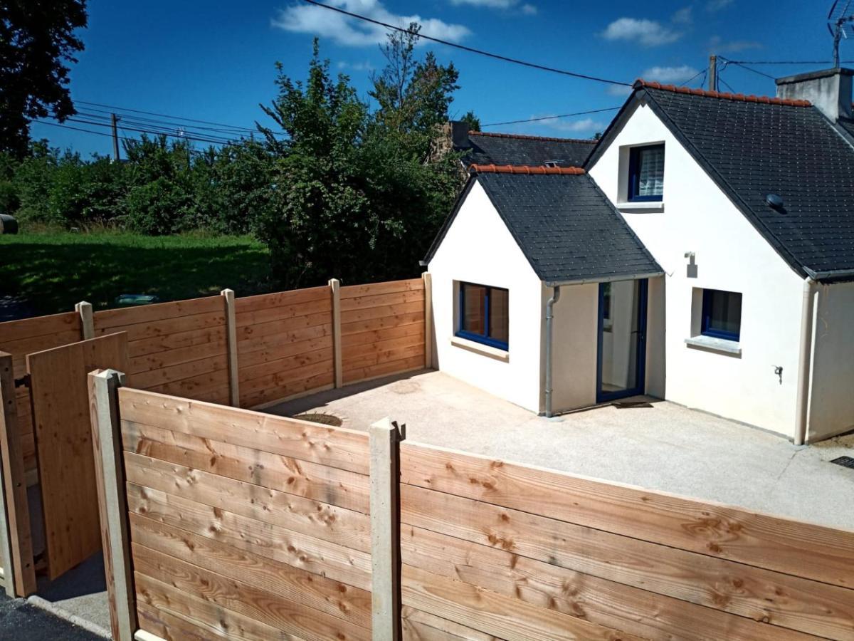 Charmante Petite Maison Rostiviec Bord De Mer Loperhet 外观 照片